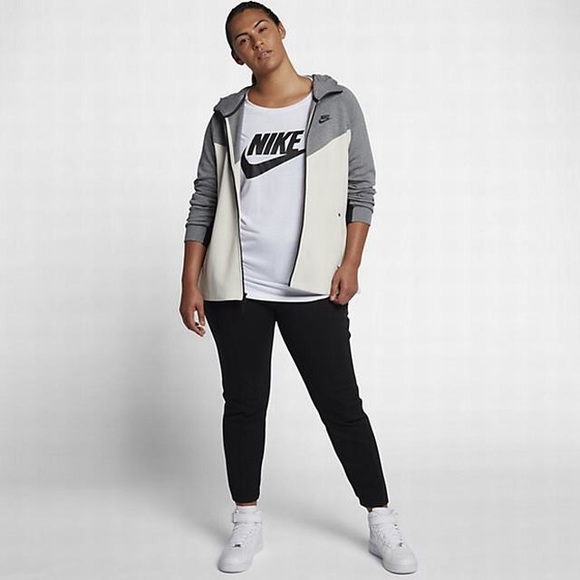 Nike Sportswear Tech Fleece Full Zip Plus Size - Picture 5 of 5